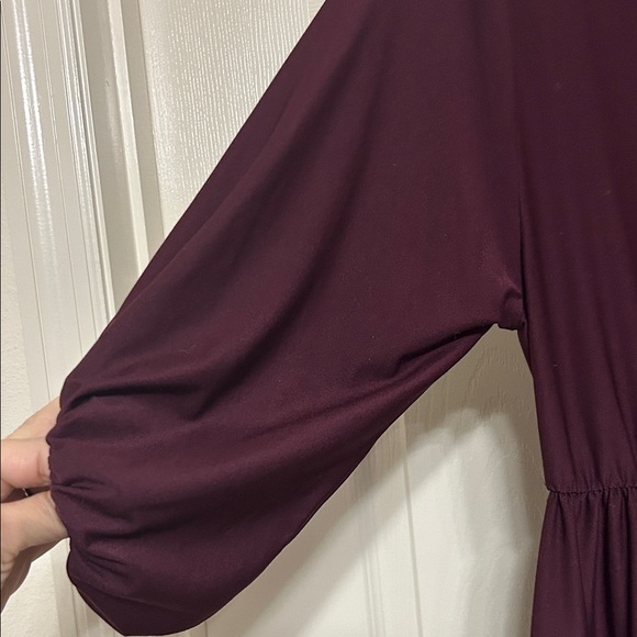 Umgee Burgundy Floral Embroidered Mini Dress Balloon Sleeves Peplum Hem S to M - Picture 9 of 14